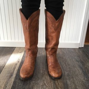 Stetson Women’s Tall Cowgirl boots.